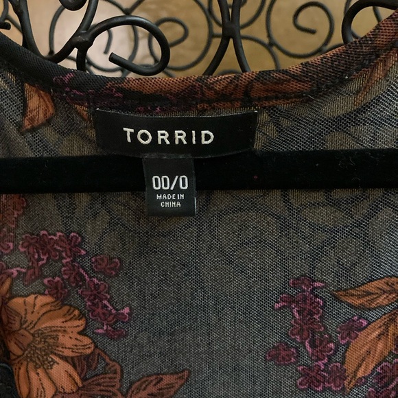 Torrid Sheer Floral Kimono - Picture 2 of 4